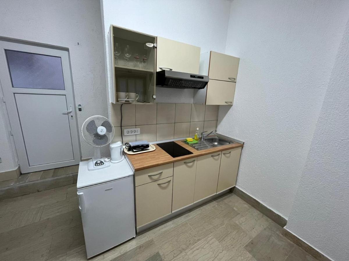 Old Town Apartment מדולין מראה חיצוני תמונה